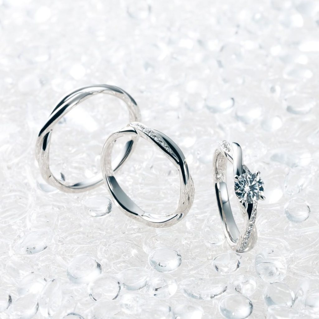 婚約指輪を贈る本来の意味とは？由来や結婚指輪との違いをご紹介 ...