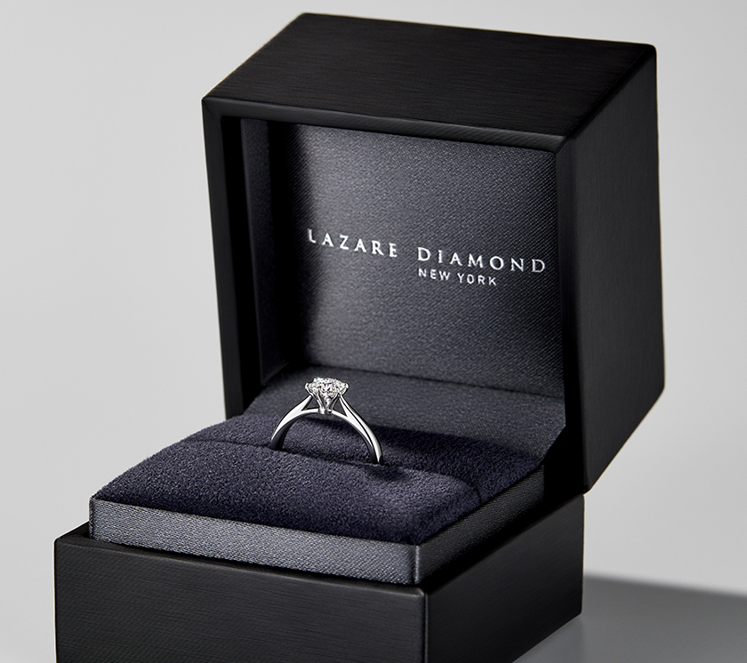 LAZARE DIAMOND エンゲージリング レヴァランス｜婚約指輪（エンゲージリング）｜婚約指輪・結婚