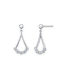 ステラシリーズの一覧｜七色に煌めくラザール ダイヤモンドの