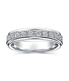 BROADWAY｜七色に煌めくラザール ダイヤモンドのジュエリーで大切な