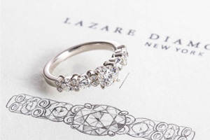 婚約指輪に特別な刻印を施そう 気になる納期 料金とおすすめの刻印アイデアをご紹介 婚約指輪 結婚指輪ならラザール ダイヤモンド