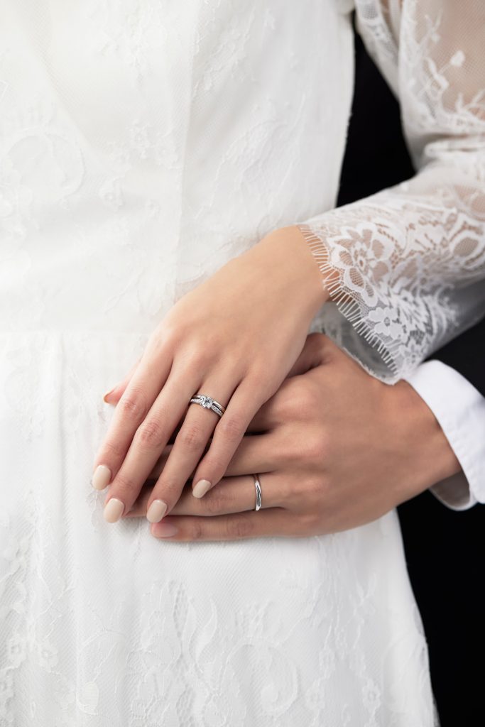 プラチナの結婚指輪が人気の理由とは？注意点やおすすめも併せてご紹介２